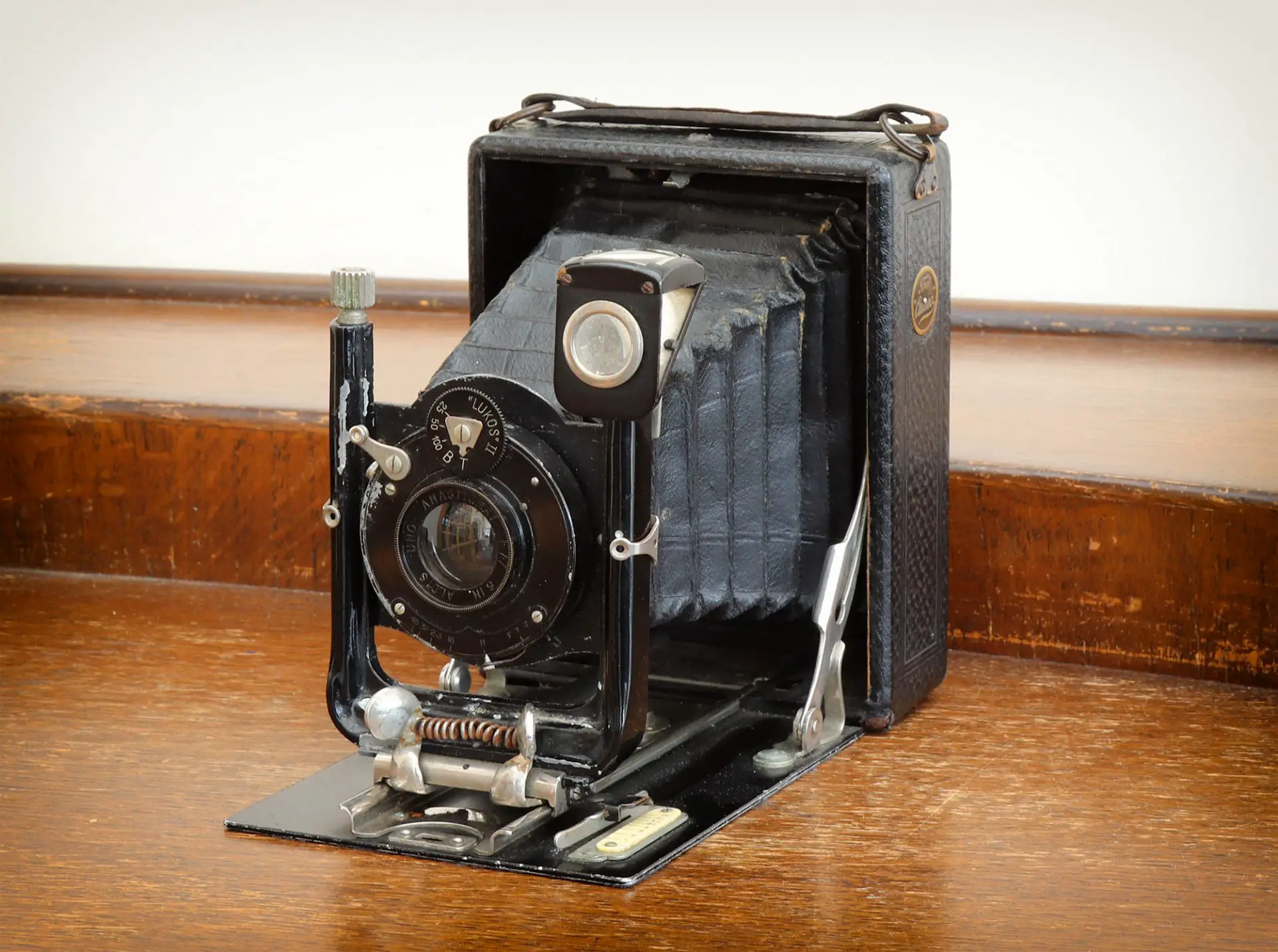 Butchers Cameo Quarter Plate Camera - By Emma Wheeler - 35mmc