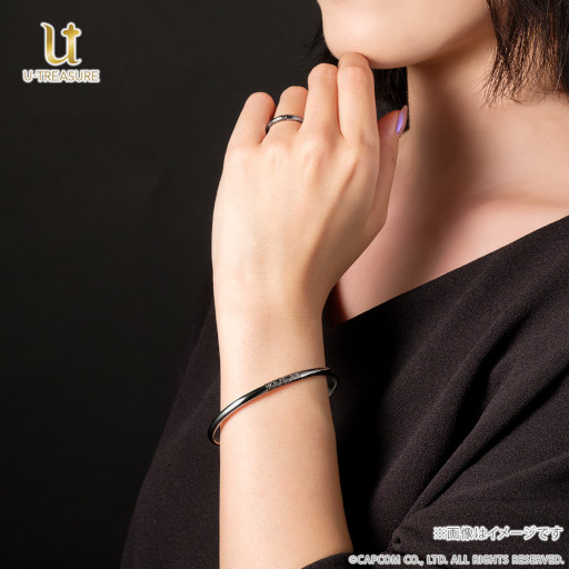 モンスターハンター」，バングル“ハンターの腕輪”のブラックバージョン