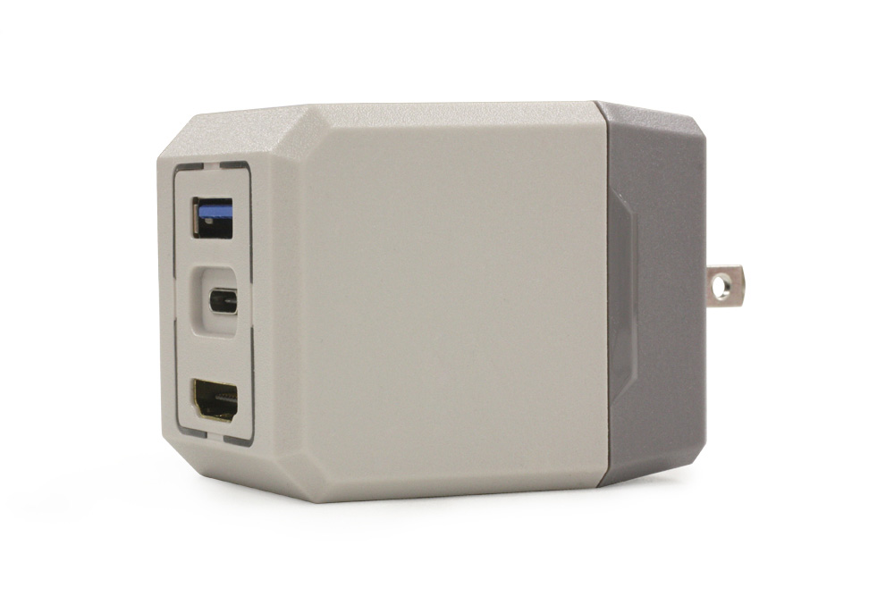 Switchのドック機能を内蔵したACアダプター。持ち運びに便利そうな