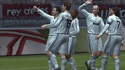 X360/PS3「ウイニングイレブン2009」最新ユニフォーム＆選手データが