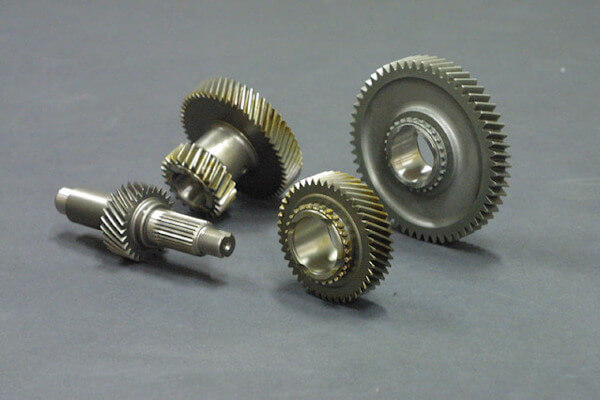 ジムニーにトランスファーダウンギアを装着するメリットと必要性 | 4x4