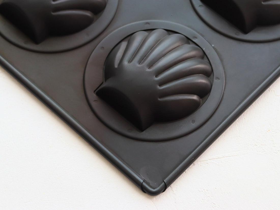 松永製作所 メタリックテフロン付ホタテ天板 6P | マドレーヌ型 | お