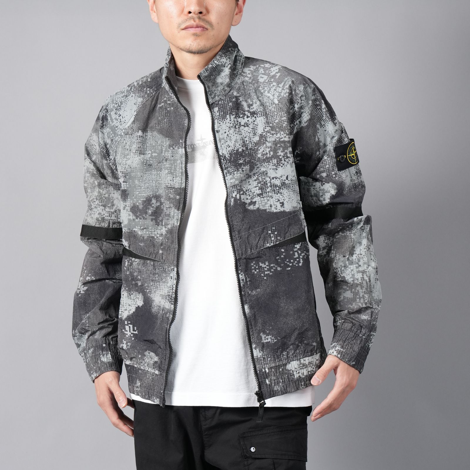 STONE ISLAND - 【ラスト1点】661E1 / DISSOLVING GRID CAMO ON ECONYL