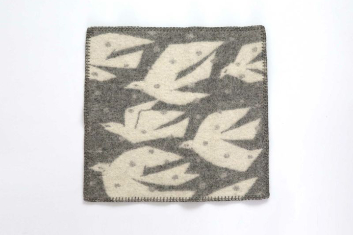 完売）ミナペルホネン設立25周年記念！KLIPPANアートポスター“TRIP