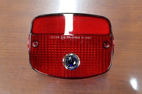 バイクショップ コンボイ / KZ900/KZ1000 ブルードットテールレンズ レッド