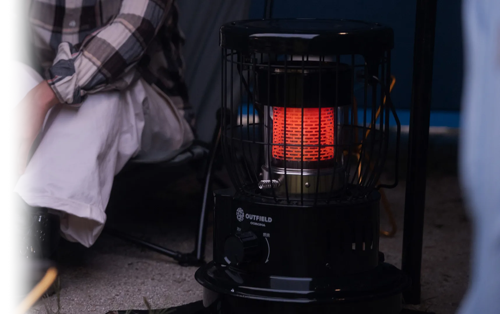 埼玉県桜区引取り限定】 石油ストーブ 黒 埼玉県桜区引取り限定】 石油