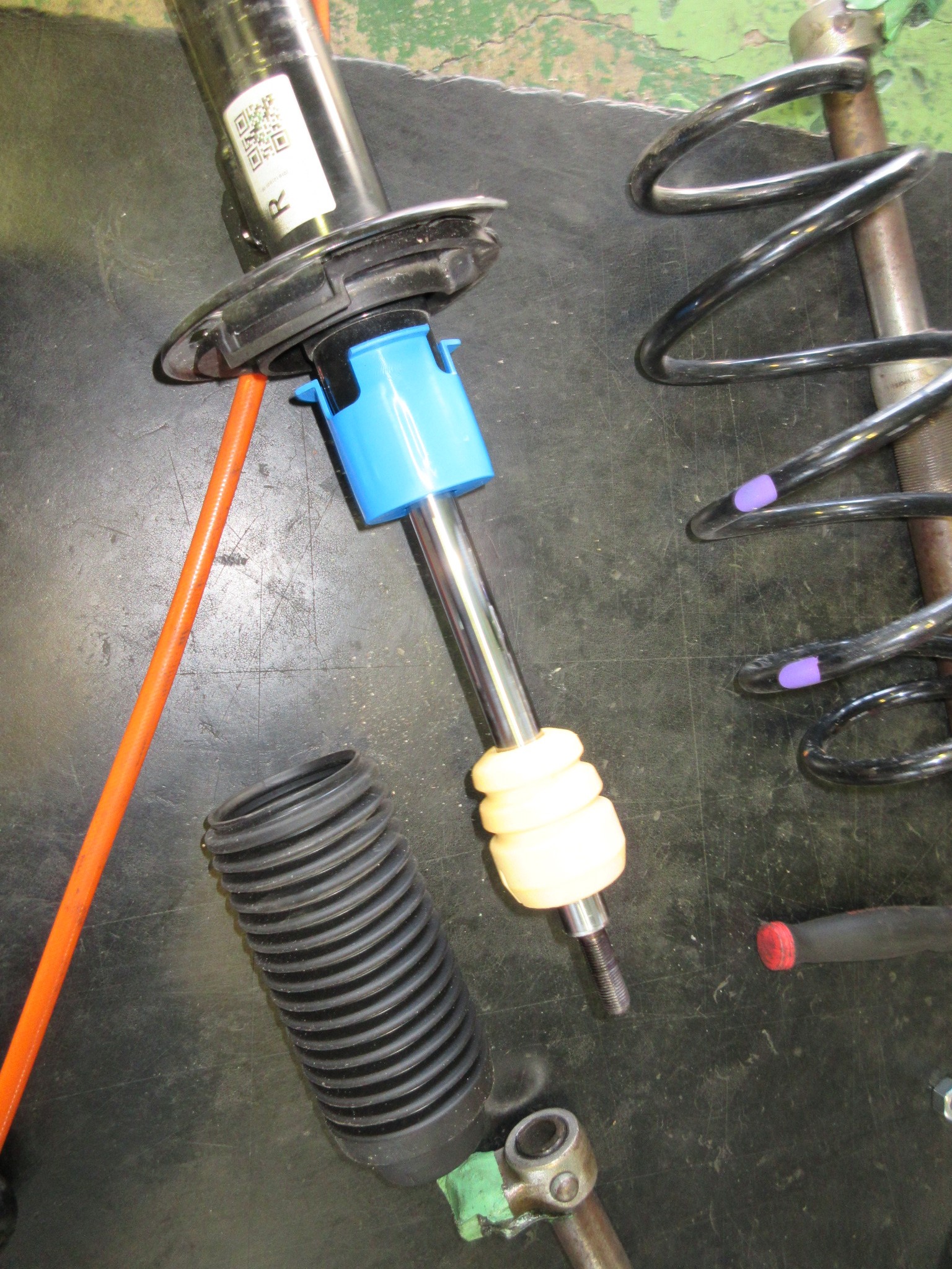 ZC33S スイフトスポーツ SWK ダウンサスKIT取り付け | スズキ スイフト