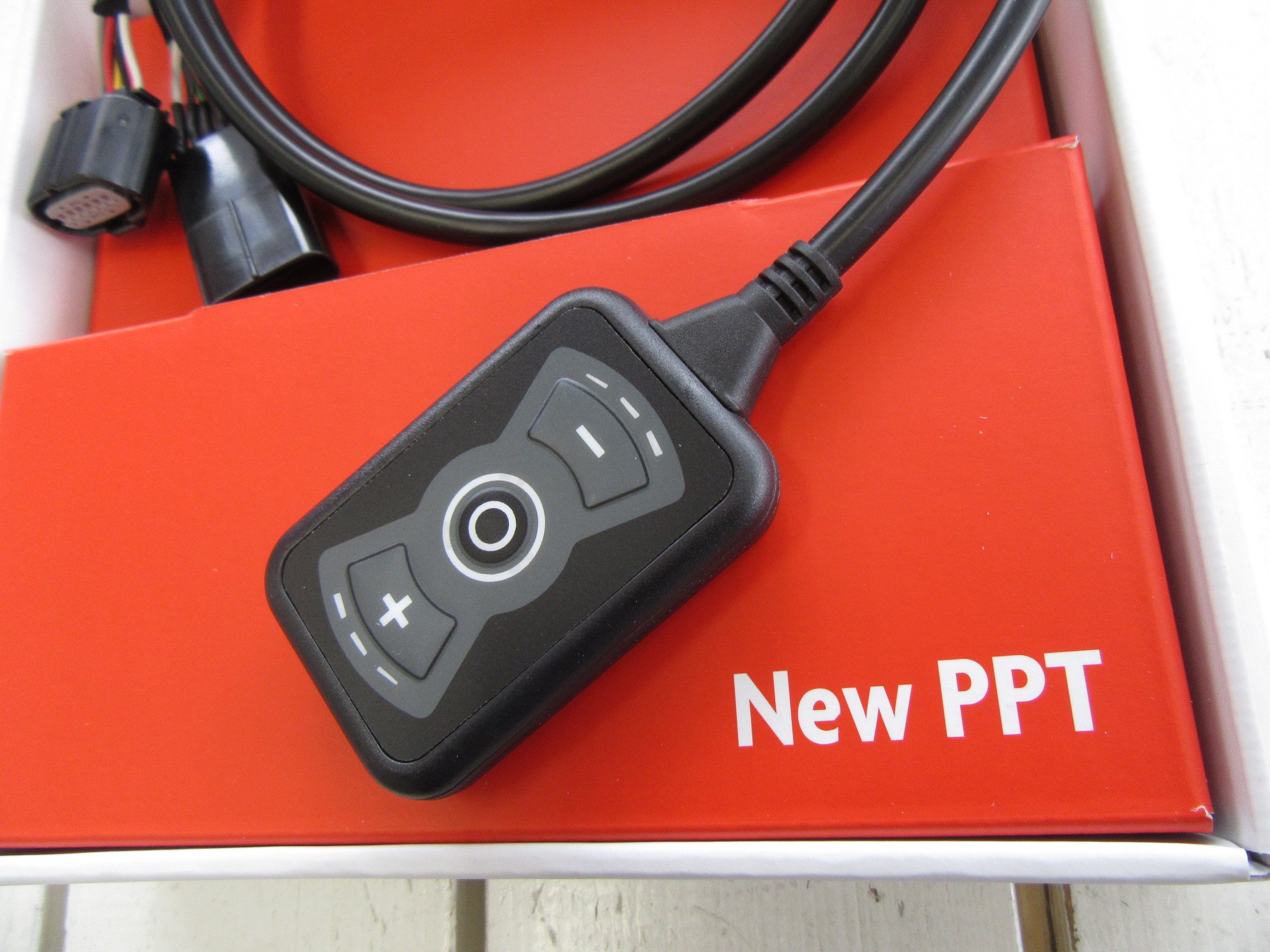 話題のスロットルコントローラー「New PPT」スズキ車以外も人気ですよ