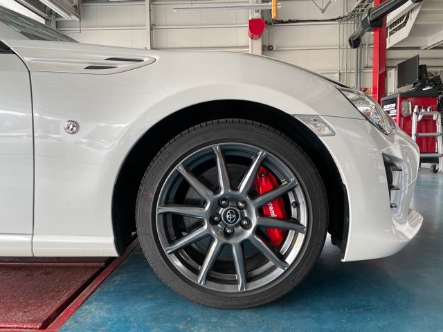 86（ZN6） × STIコイルスプリング | トヨタ 86（ZN6） 足まわり