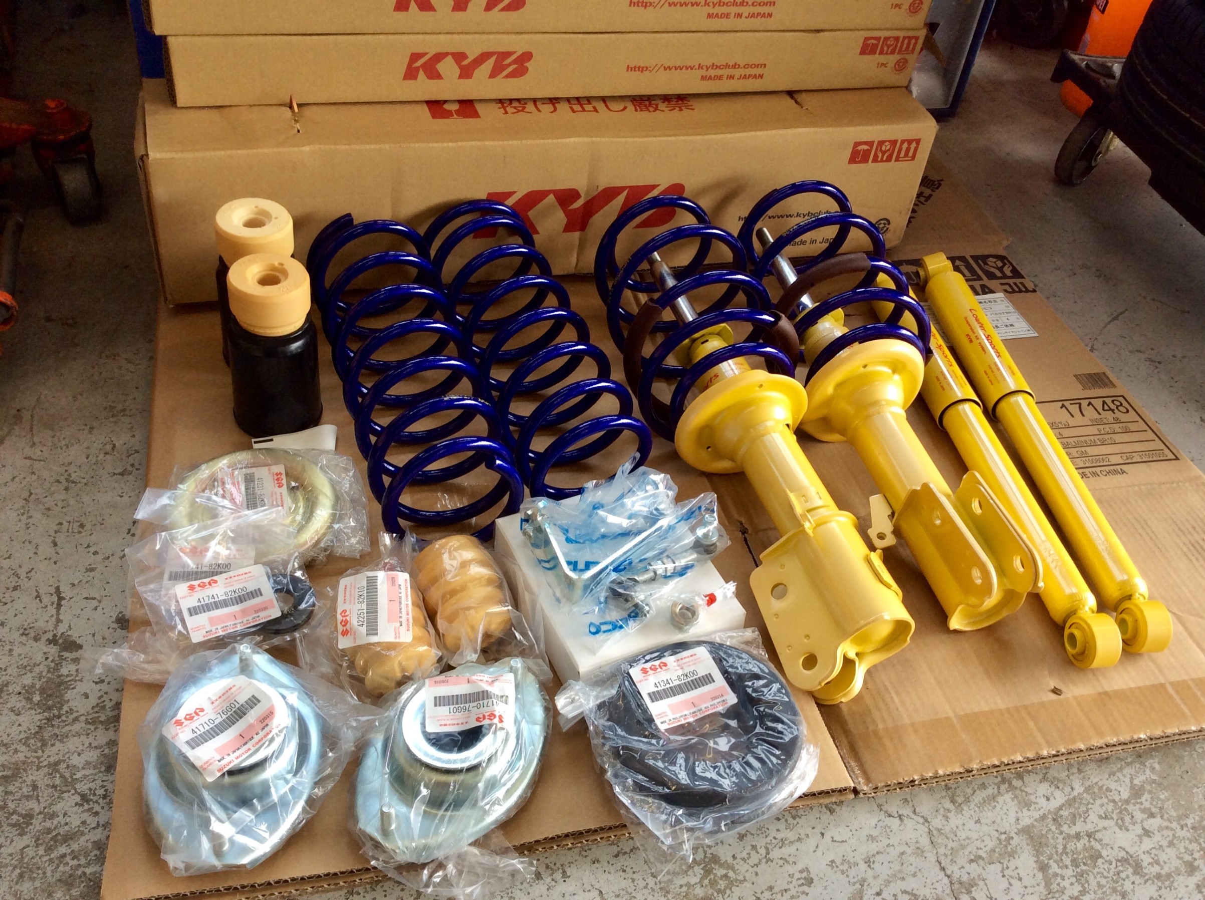 パレットSW MK21S ショックアブソーバー交換します！ | スズキ