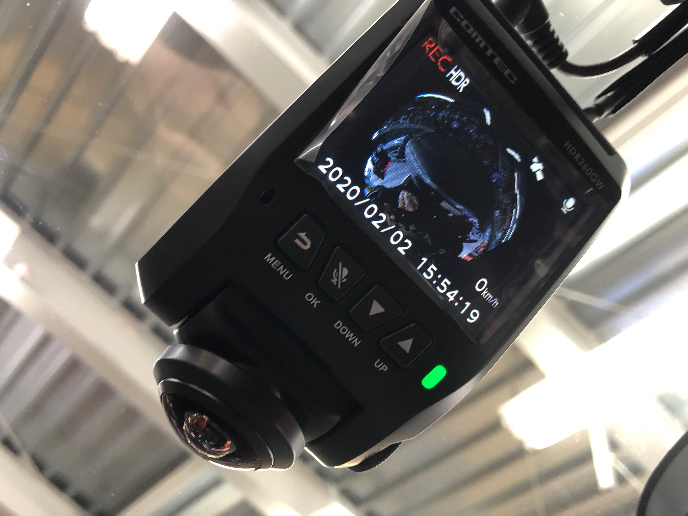 VW POLO AW × COMTEC HDR360GW 新商品 360°+リヤカメラ付 ドラレコ