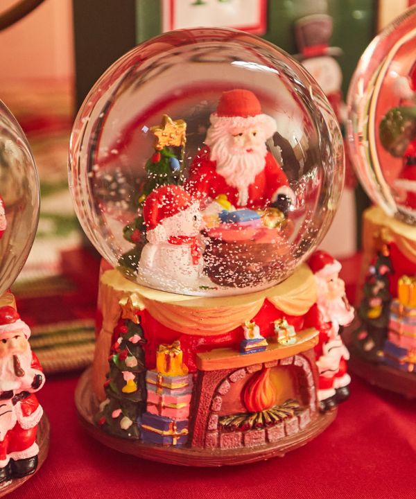 サンタスノードームL(SNOWMAN): 『欧州航路』