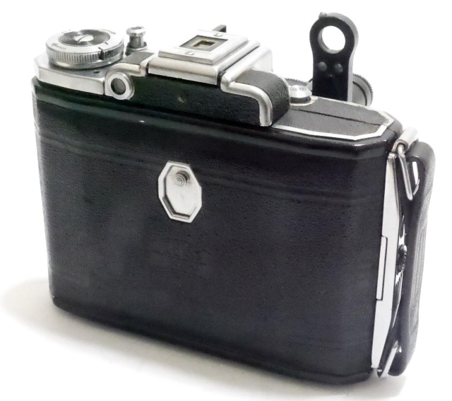 ドイツ製 スーパー セミ イコンタ 6X4.5 V 型 カール・ツァイス