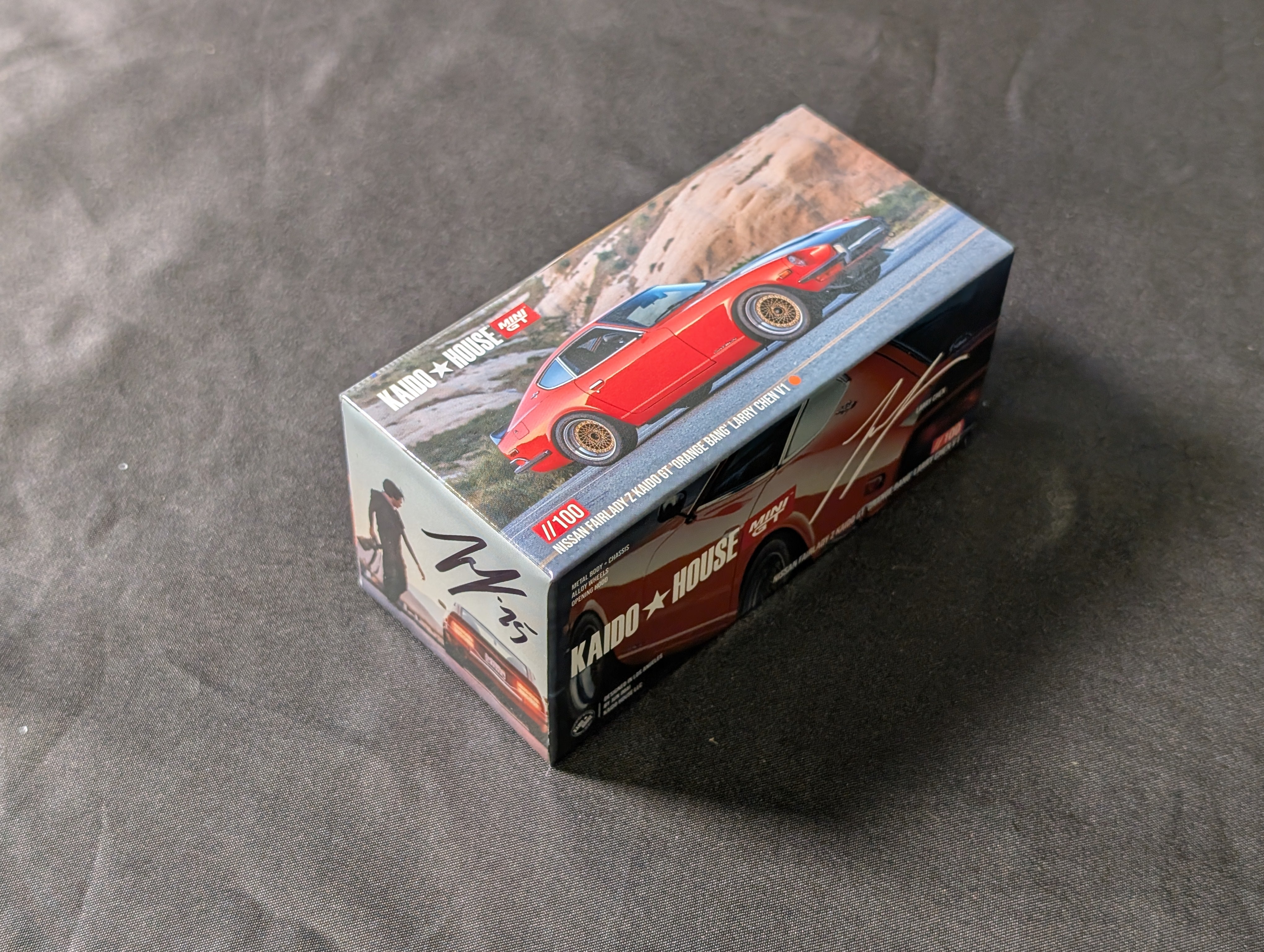 Mini GT Kaido House 1:64 Nissan Fairlady Z Kaido GT 'ORANGE BANG