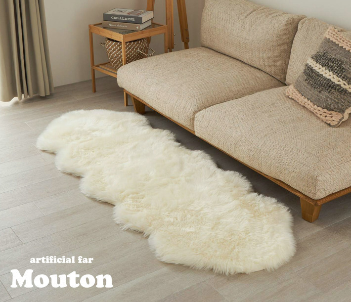 白いふわふわムートンのラグ / 2匹サイズのフェイクファー 60×180cm