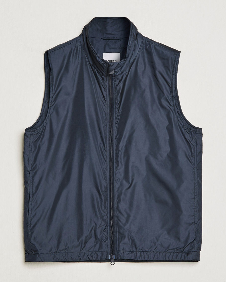 Arc'teryx Atom Lightweight Vest Black at CareOfCarl.com