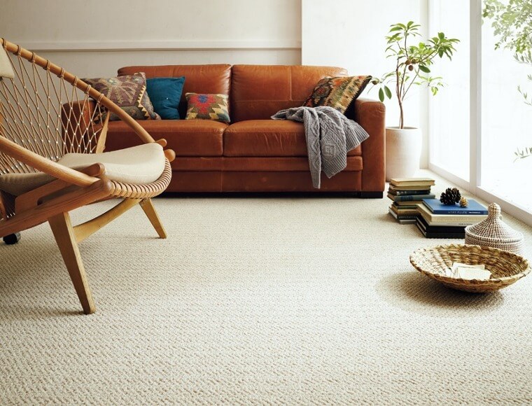 斜めラインが特徴的！天然素材を活かした最上級の天然ウールカーペット