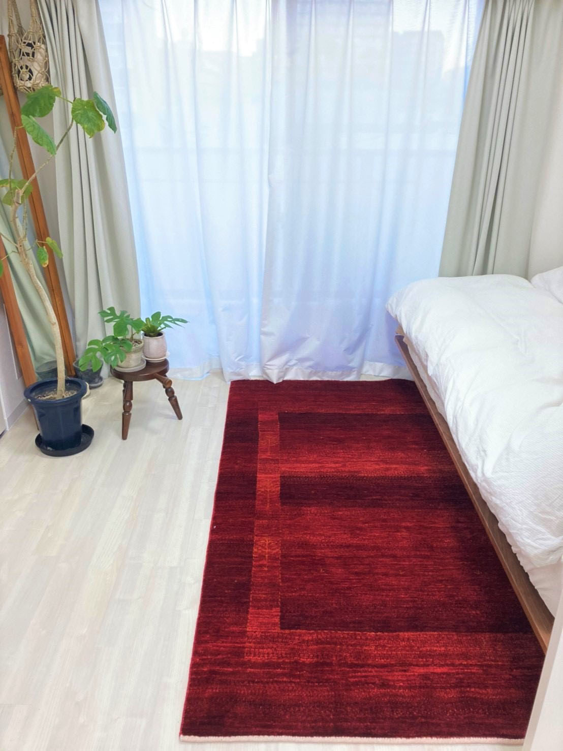 絨毯ギャラリー｜ゾランヴァリ日本総代理店・ZOLLANVARI｜ペルシャ絨毯