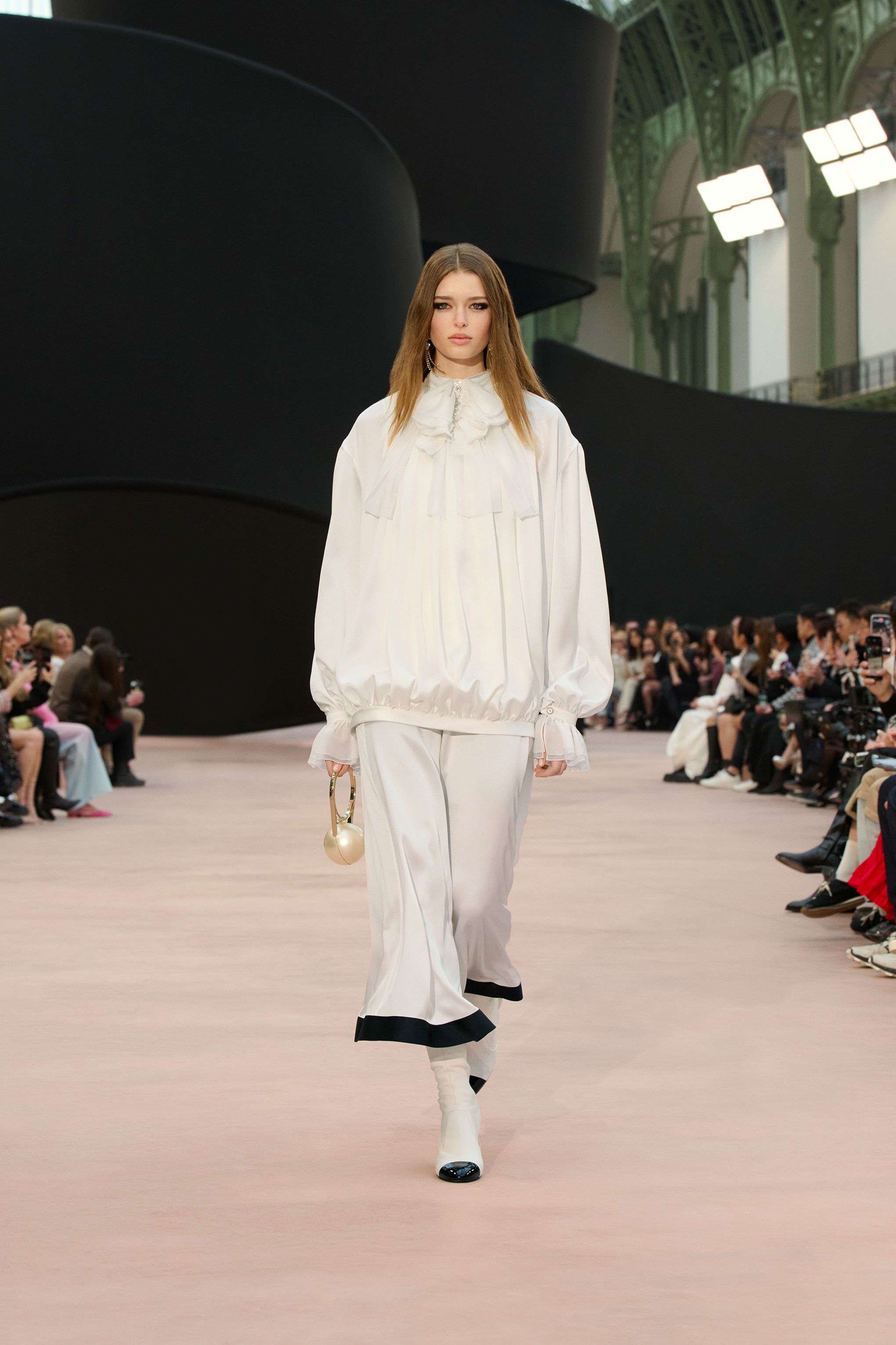 Long-sleeved blouse - Silk satin embroidered with imitation pearls