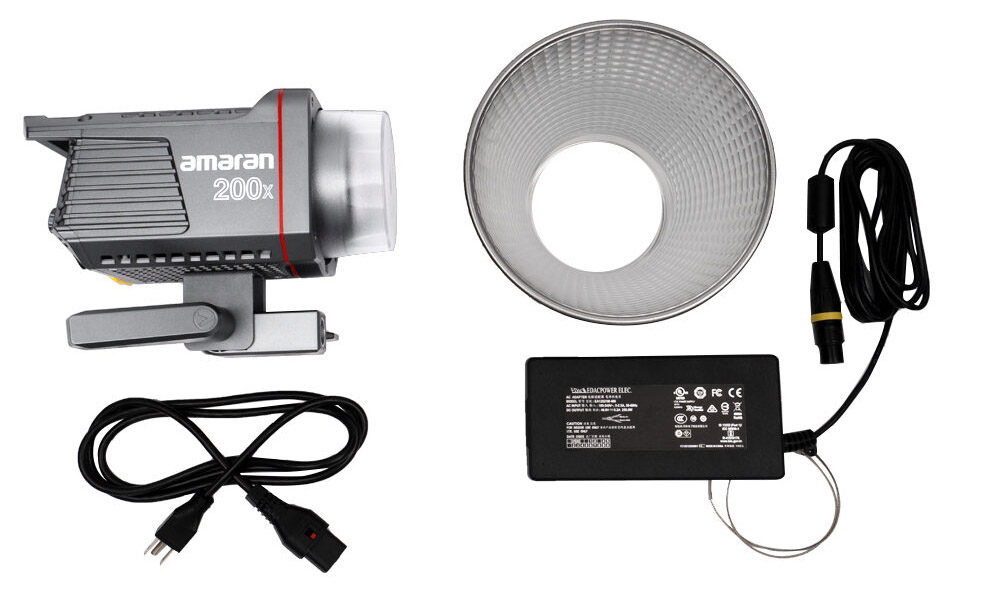 AputureがAmaran 100D/200Dを発売 | CineD