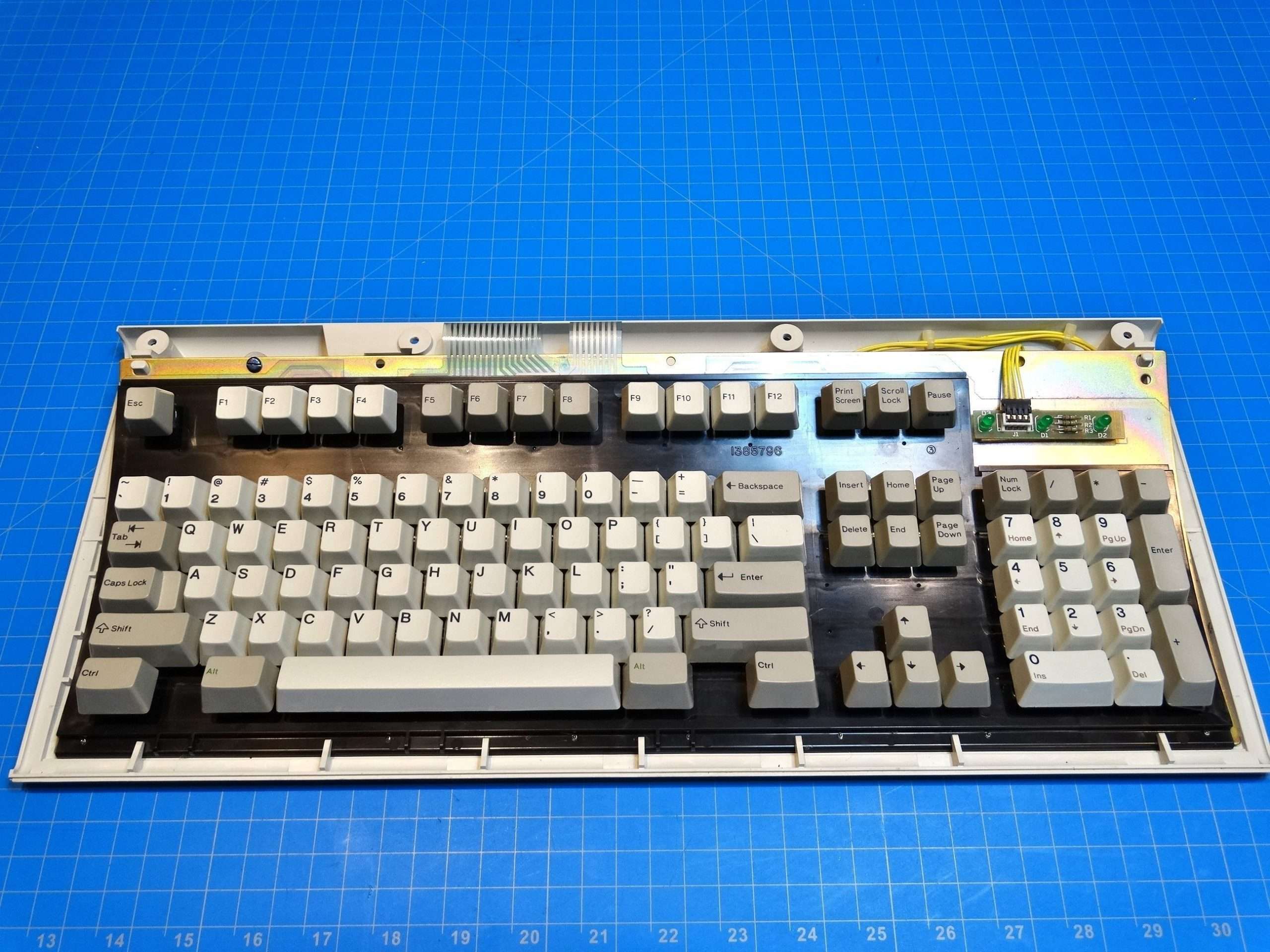 1986 IBM model M (1390131) Made by IBM 17 JUN 86 – ClickyKeyboards
