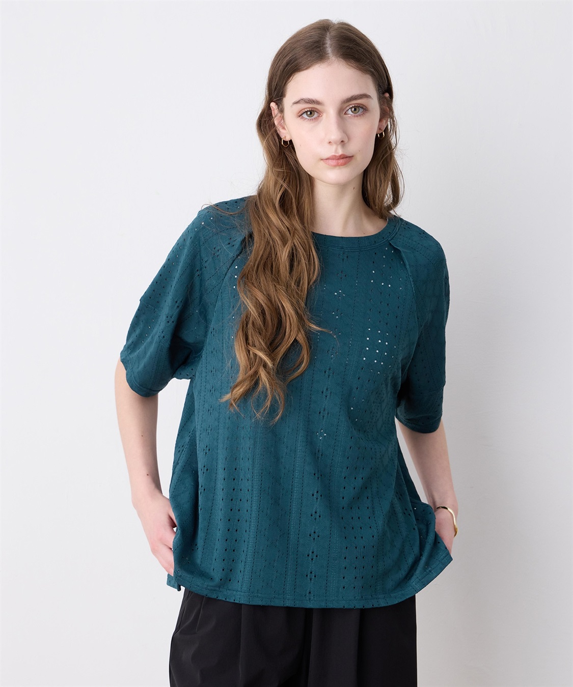 カットレースランタンスリーブプルオーバー LE SOUK HOLIDAY｜クロス