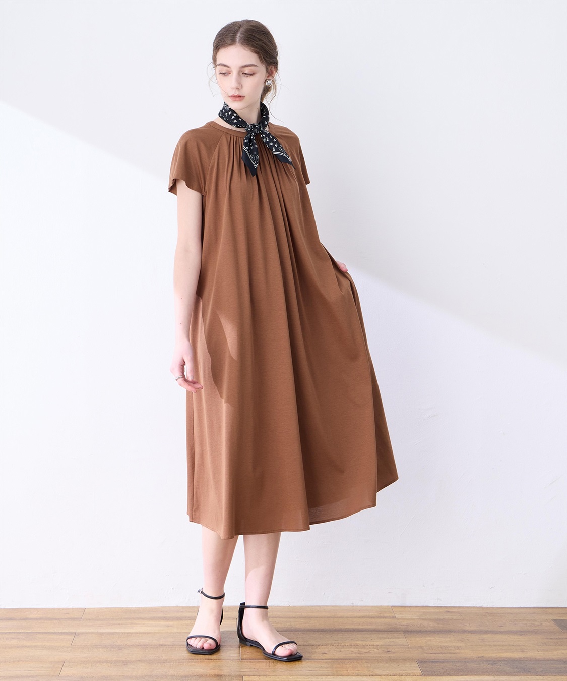 接触冷感】ピンタックワンピース LE SOUK HOLIDAY｜クロスプラス公式