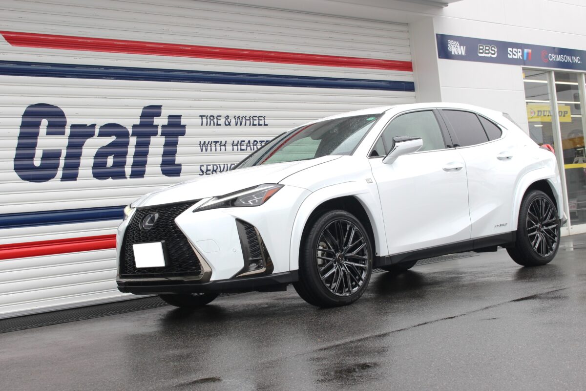 レクサスUXに19インチを装着！オーバーフェンダー車のFスポーツに最適