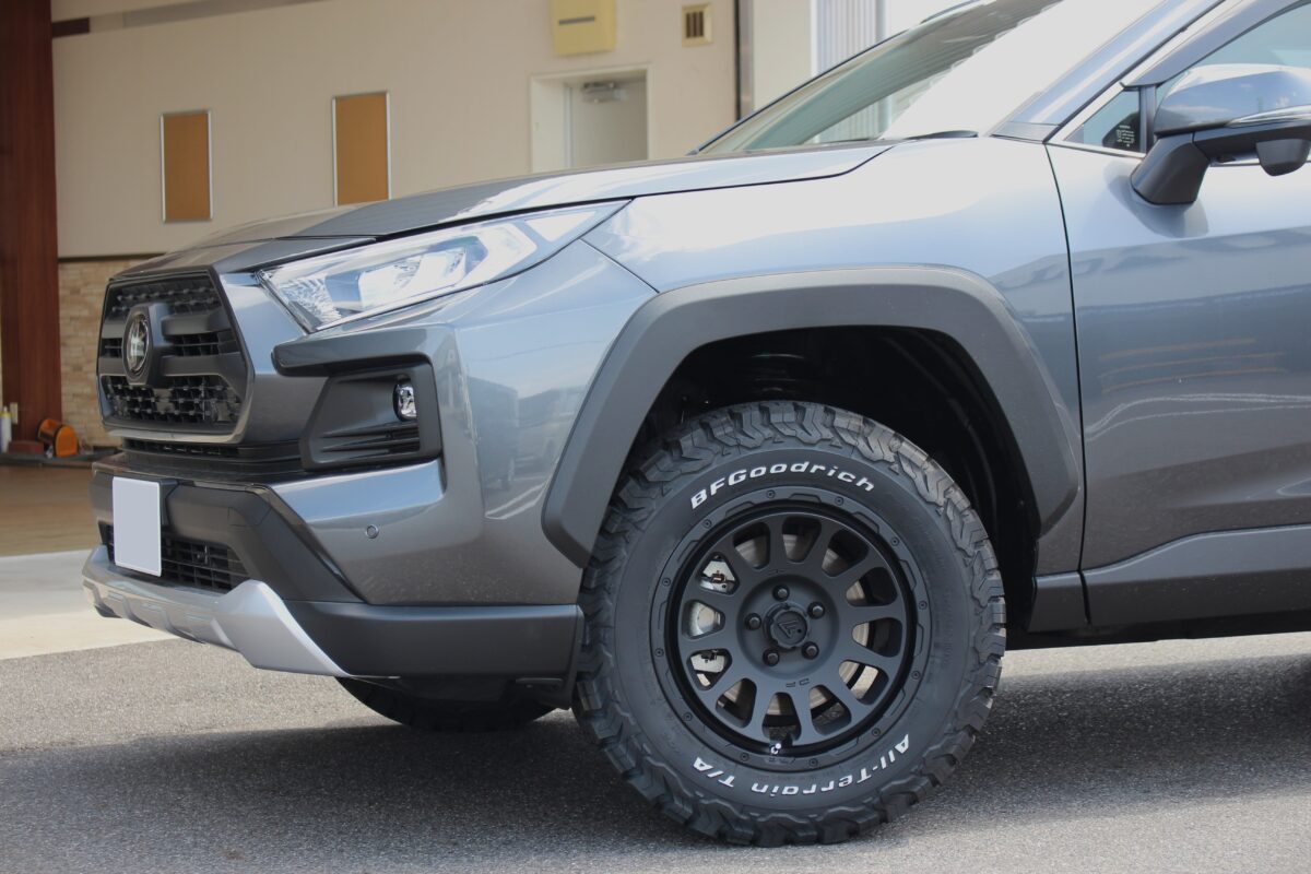 RAV4アドベンチャー】ACCイージーアップ+デルタフォース・オーバル×BF