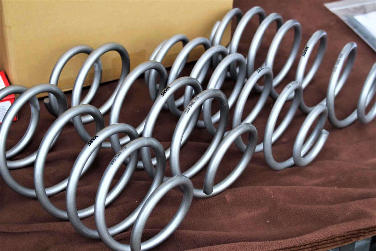 SWK=スズキ ワークス 久留米。ZC33S スイフトスポーツ用 ローダウン