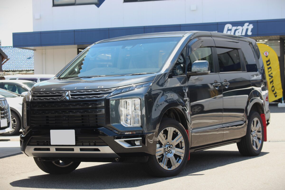 デリカD5】オートフラッグス バスター2080HD改を装着！！ | URBAN OFF