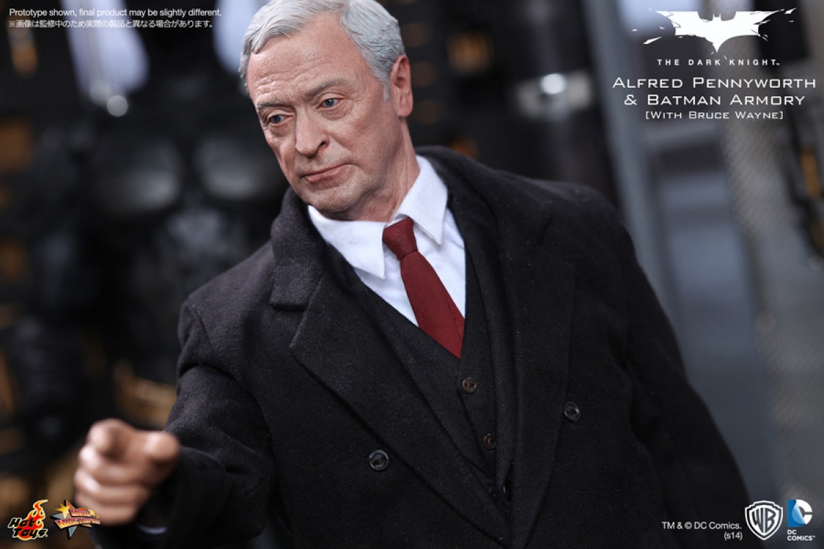写真）バットマンを見守る『ダークナイト』執事アルフレッド
