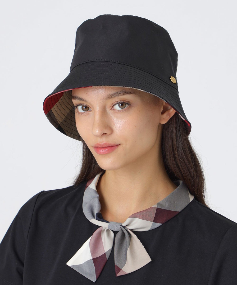 ブルーレーベルクレストブリッジ バゲットハット 黒 UVカット BLUE