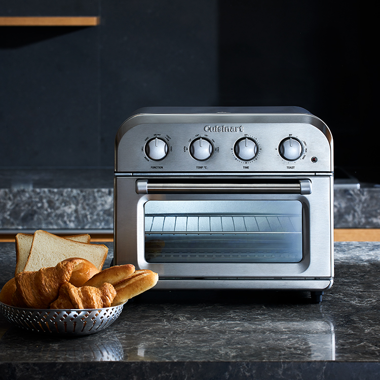 クイジナートのオーブントースター「エアフライ オーブントースター