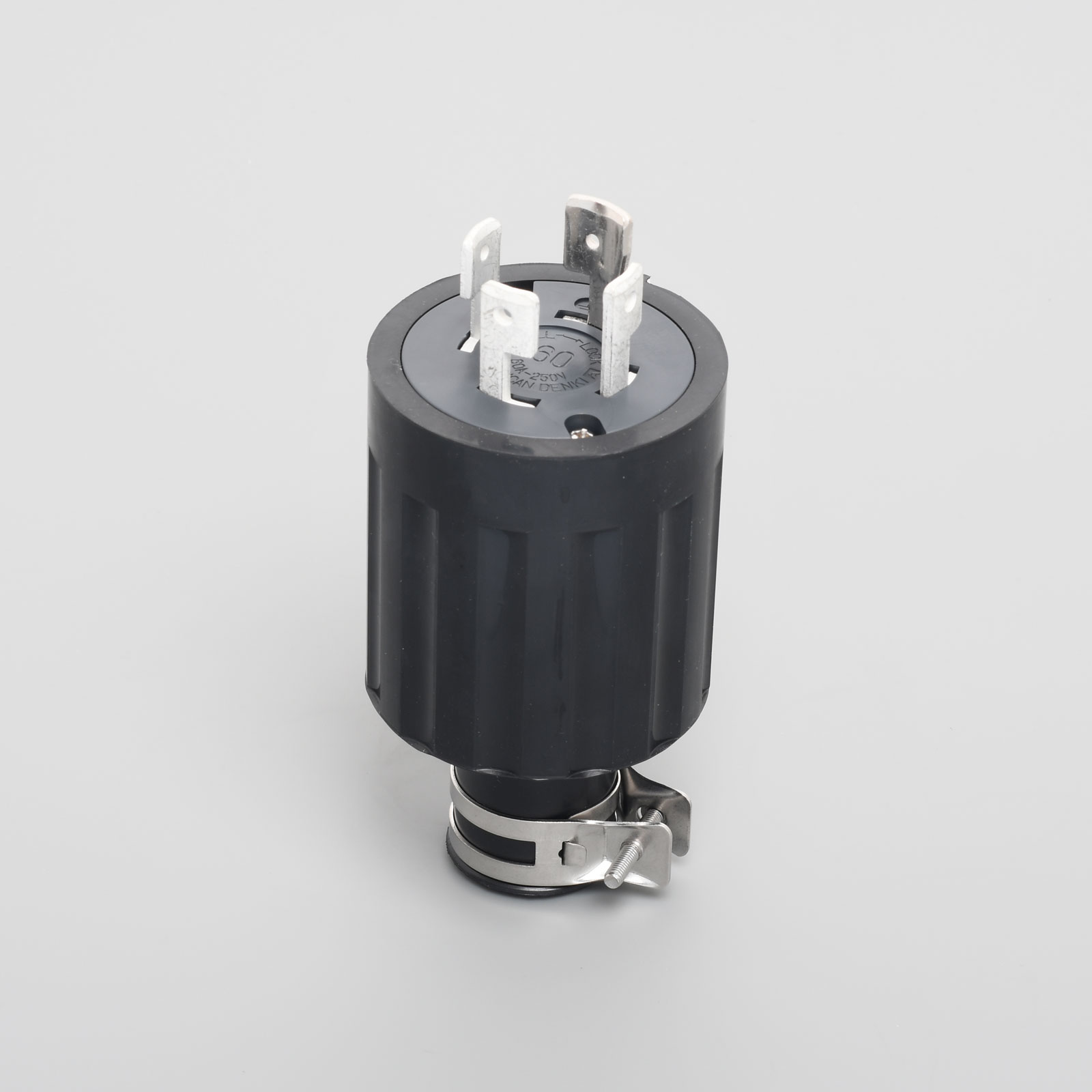 4622R 接地形3P 60A 250V プラグ (ゴムカバー) | アメリカン電機株式会社