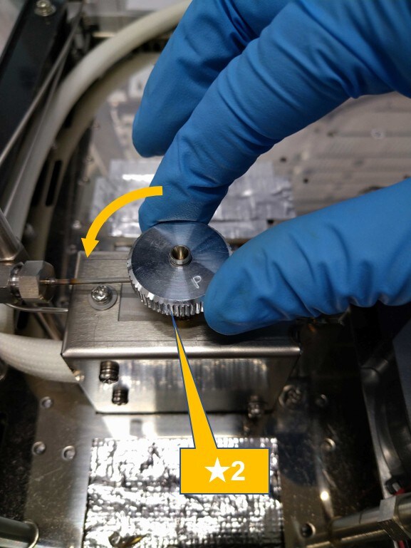 セプタムとインサートの交換（OCI-2030 NX / OCI-NX U）