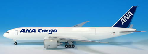 NH20140 1:200 BOEING 777F JA771F ANA CARGO 完成品（ギアつき