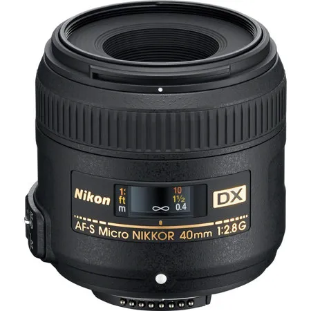 nikon-dx-40mm-f2_nk4028u.webp
