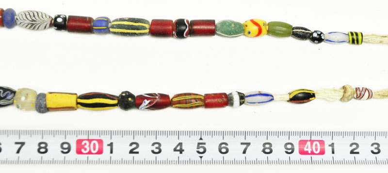 アフリカ・アンティーク トンボ玉 ビーズ (u334-11) - アフリカ雑貨店