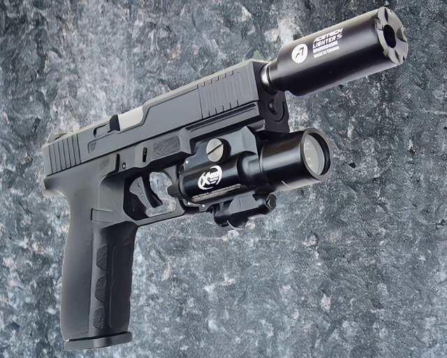 CARBON8 STRIKER-9Sレビュー｜フルオートCO2ガスガンの威力と精度を実