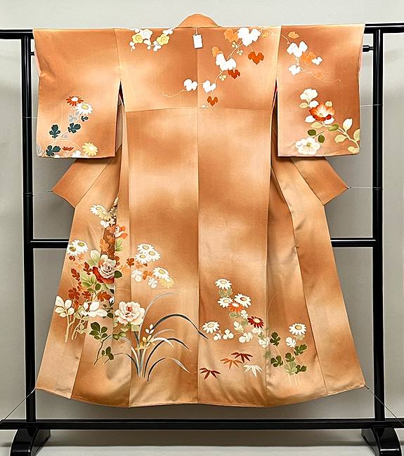 訪問着 特選 金彩豪華 雅やか四季の花々模様 木蘭色 袷正絹着物 HG4-