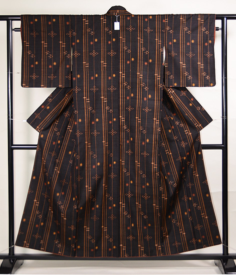 久米島紬縦縞に琉球絣文様