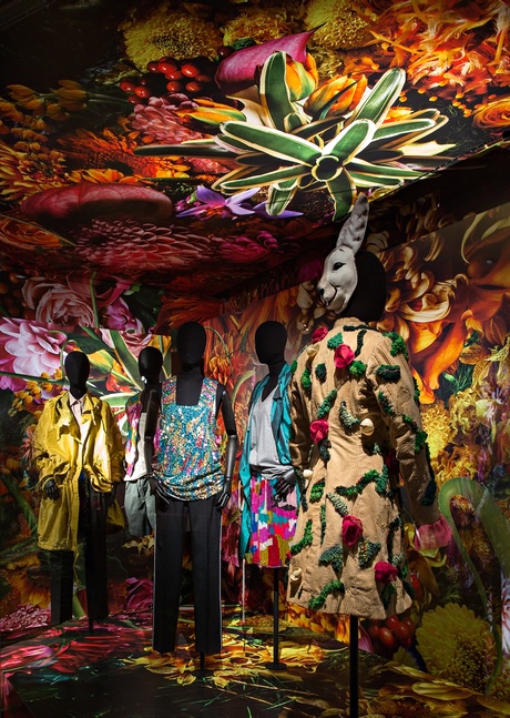 Dries Van Noten. Inspirations. Paris.