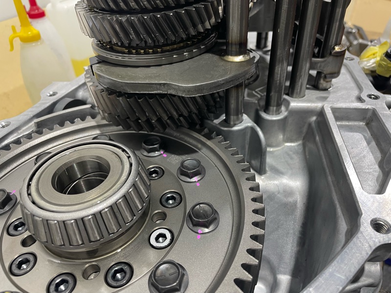 ZC33Sスイフトスポーツ R'sヘリカルLSD | A PIT AUTOBACS