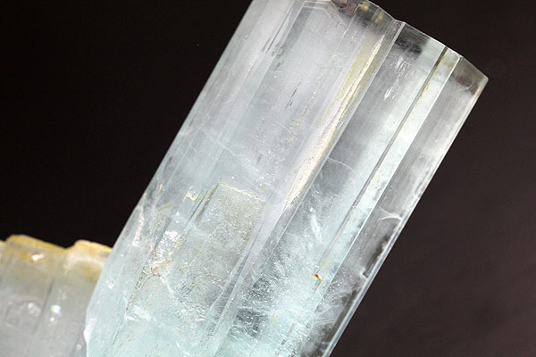 博物館級特選】アクアマリン原石-028（UI-26）│水晶クラスター