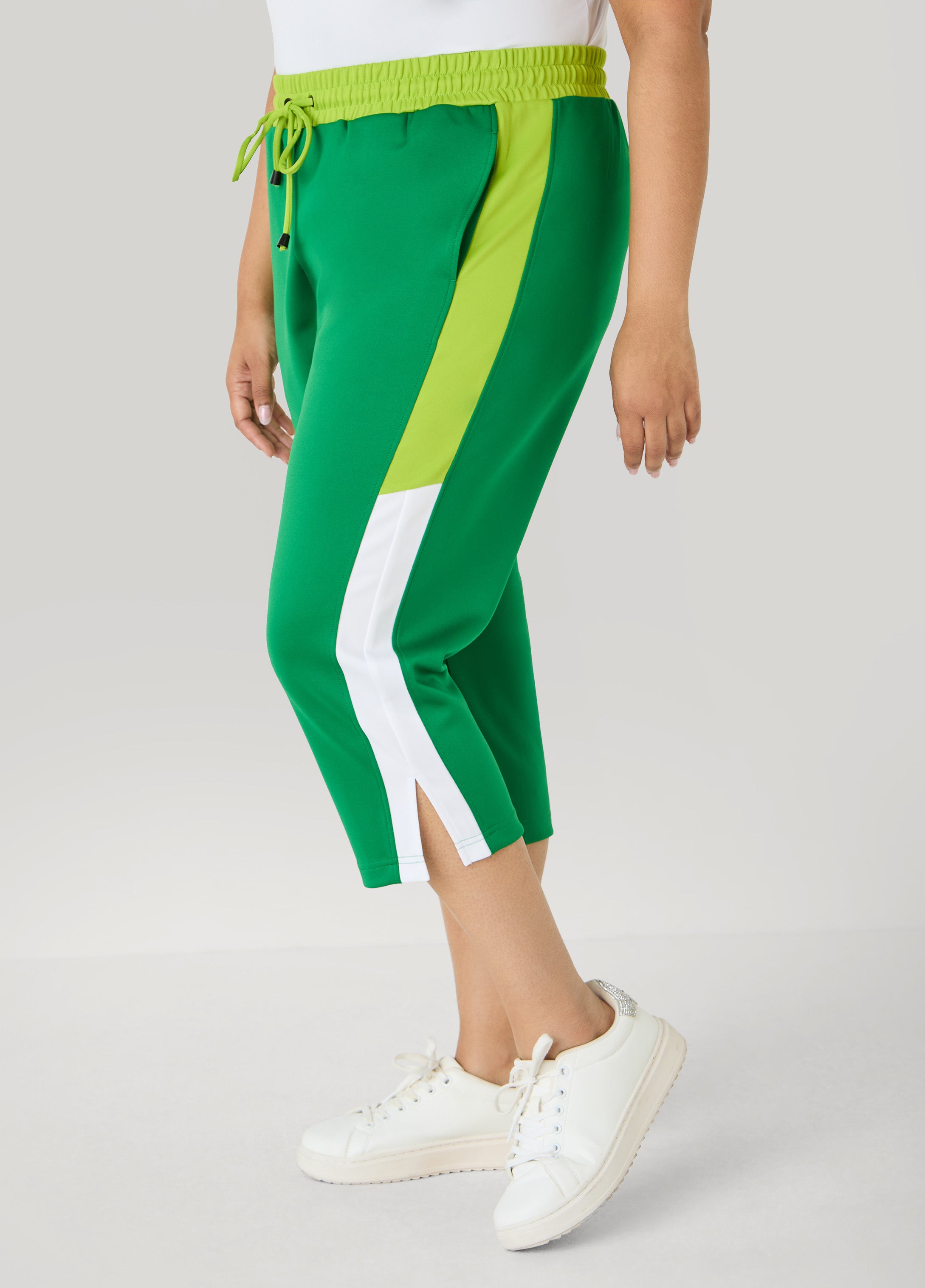 Side Split Colorblock Capris – Ashley Stewart