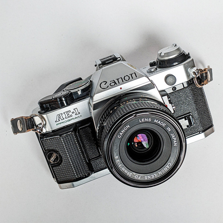 Canon AE-1 /FD 28mm 1:2.8 (良品） 【公式通販】