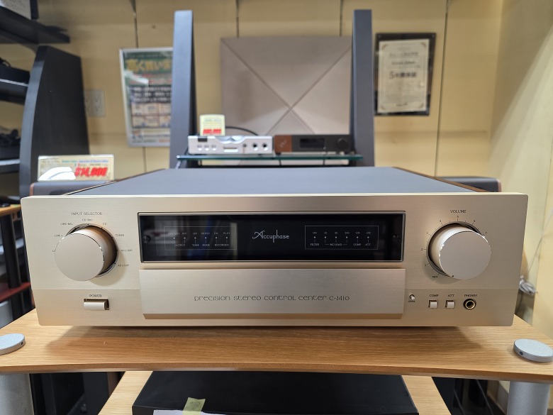 Accuphase : C-2410 - 中古 | オーディオユニオン