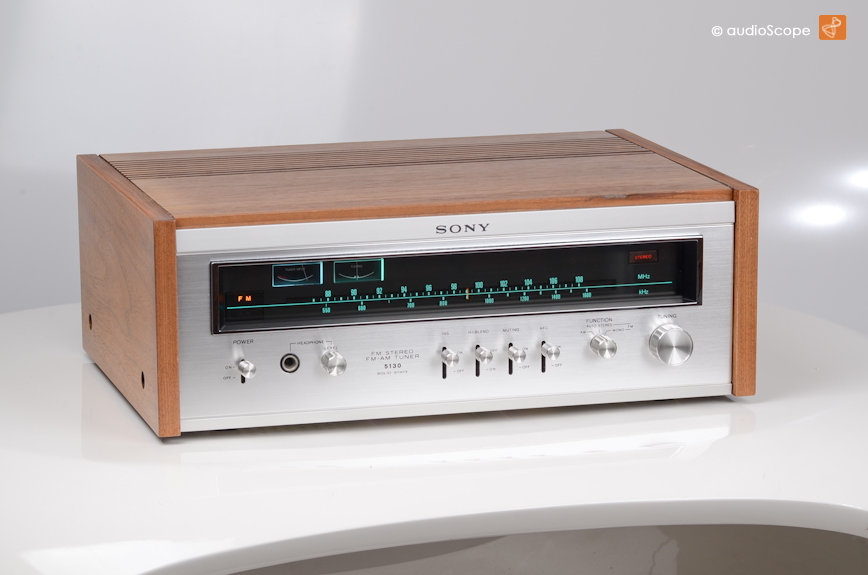 Sony ST-5130, woodcase for sale.