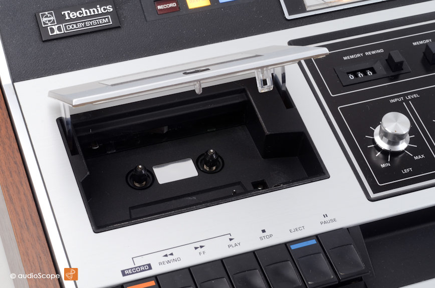 Technics RS-271U, beautiful! for sale.